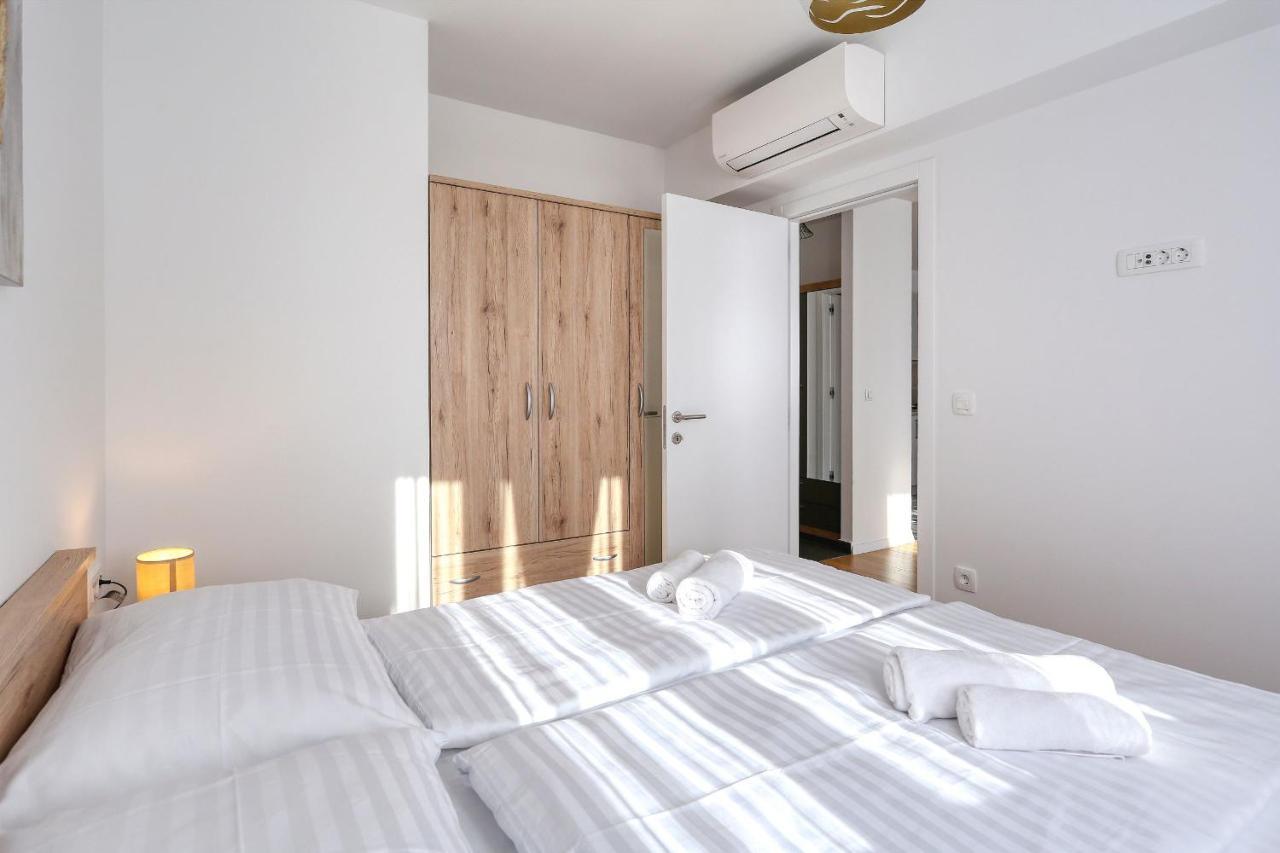 Apartments Perla With Free Parking Задар Экстерьер фото