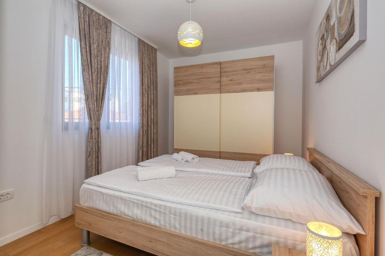 Apartments Perla With Free Parking Задар Экстерьер фото