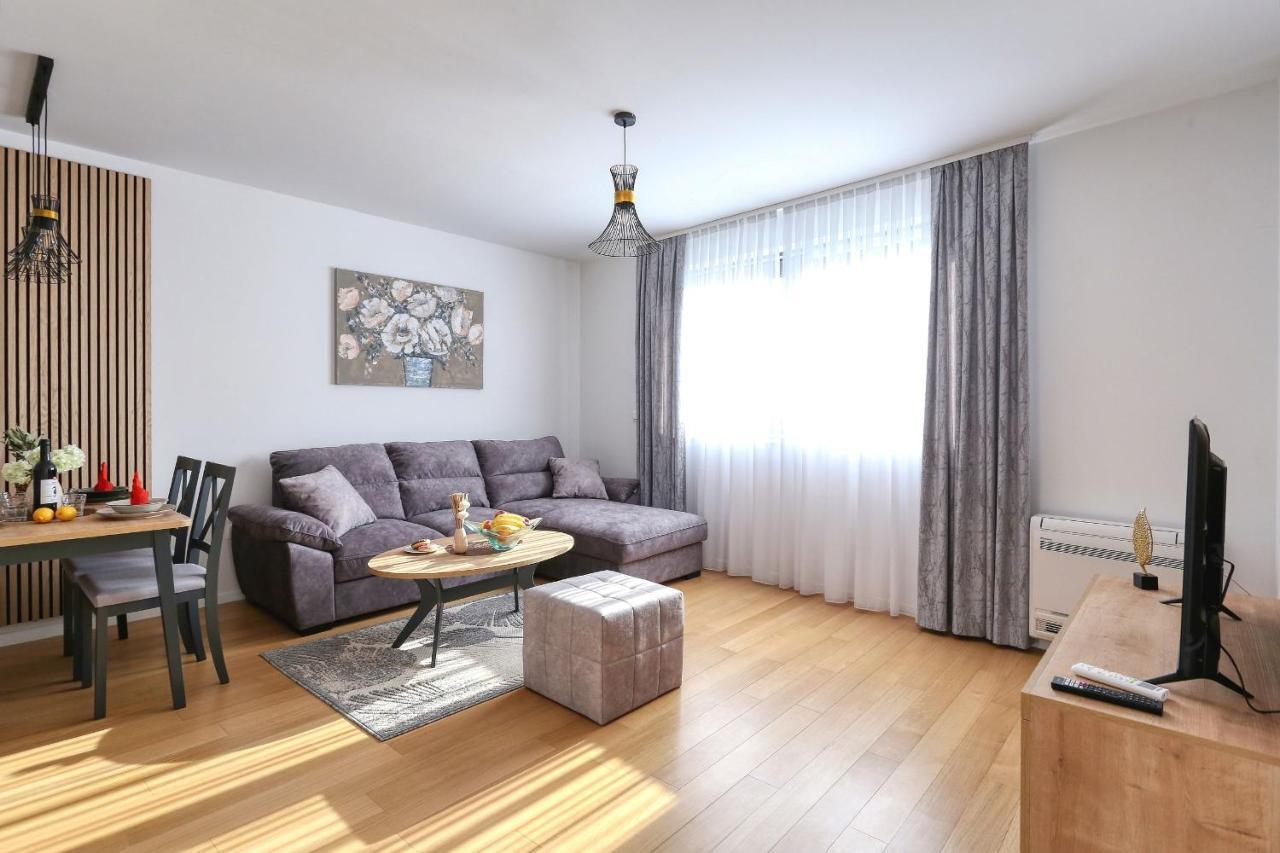 Apartments Perla With Free Parking Задар Экстерьер фото
