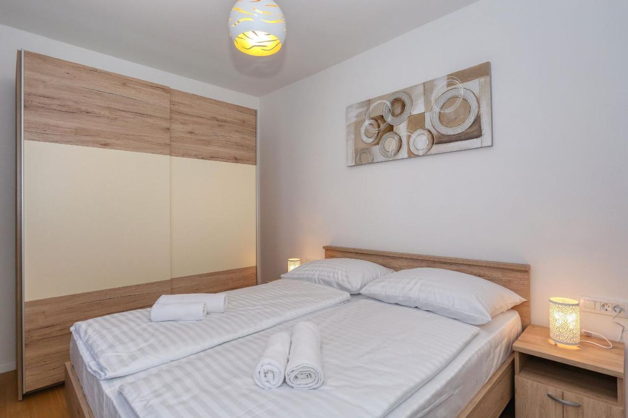 Apartments Perla With Free Parking Задар Экстерьер фото