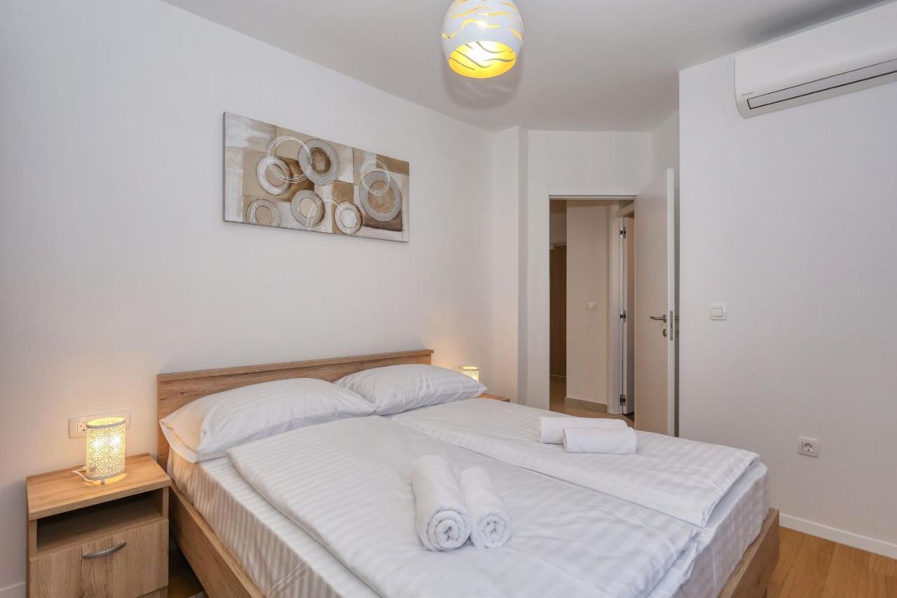 Apartments Perla With Free Parking Задар Экстерьер фото